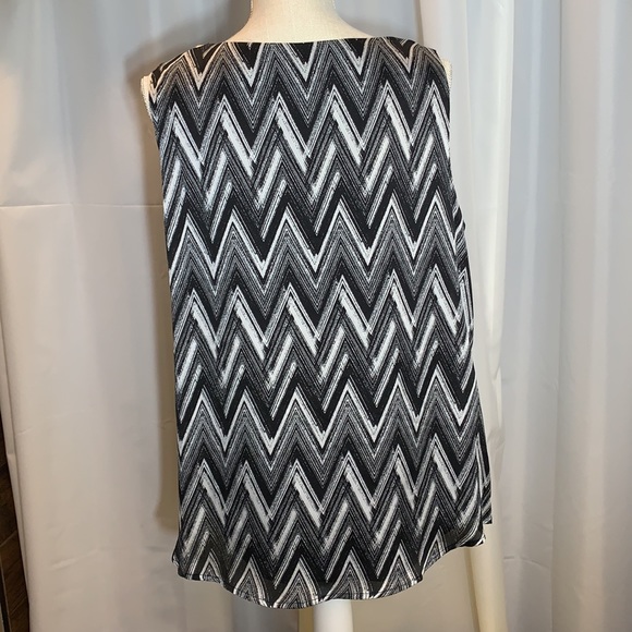 NWOT! AGB Tank Top with Jeweled Neck - Picture 9 of 9